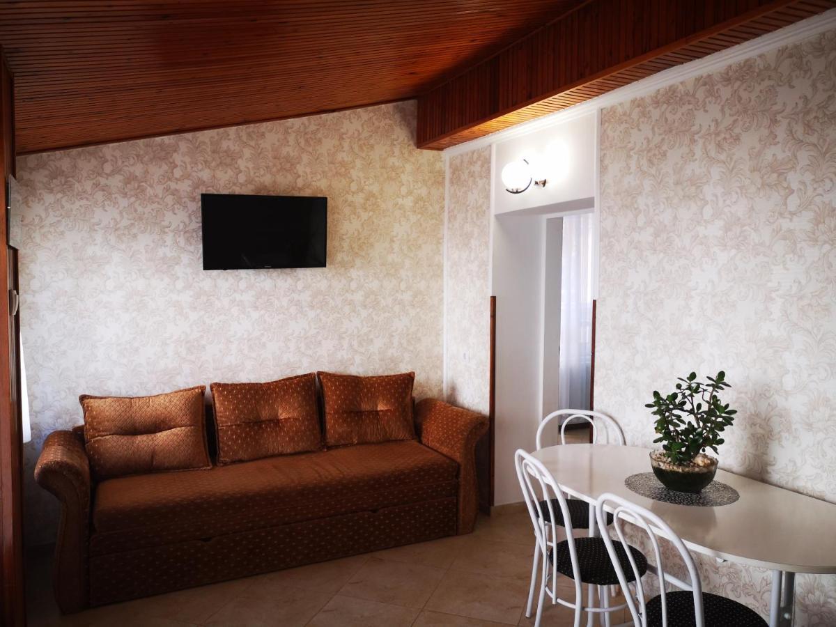 Ferienwohnung Panzio Status Hajdúszoboszló Exterior foto